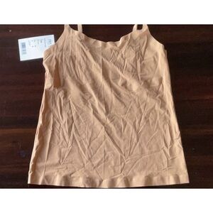 Hanro Perfectly Nude Camisole size Small beige NWT